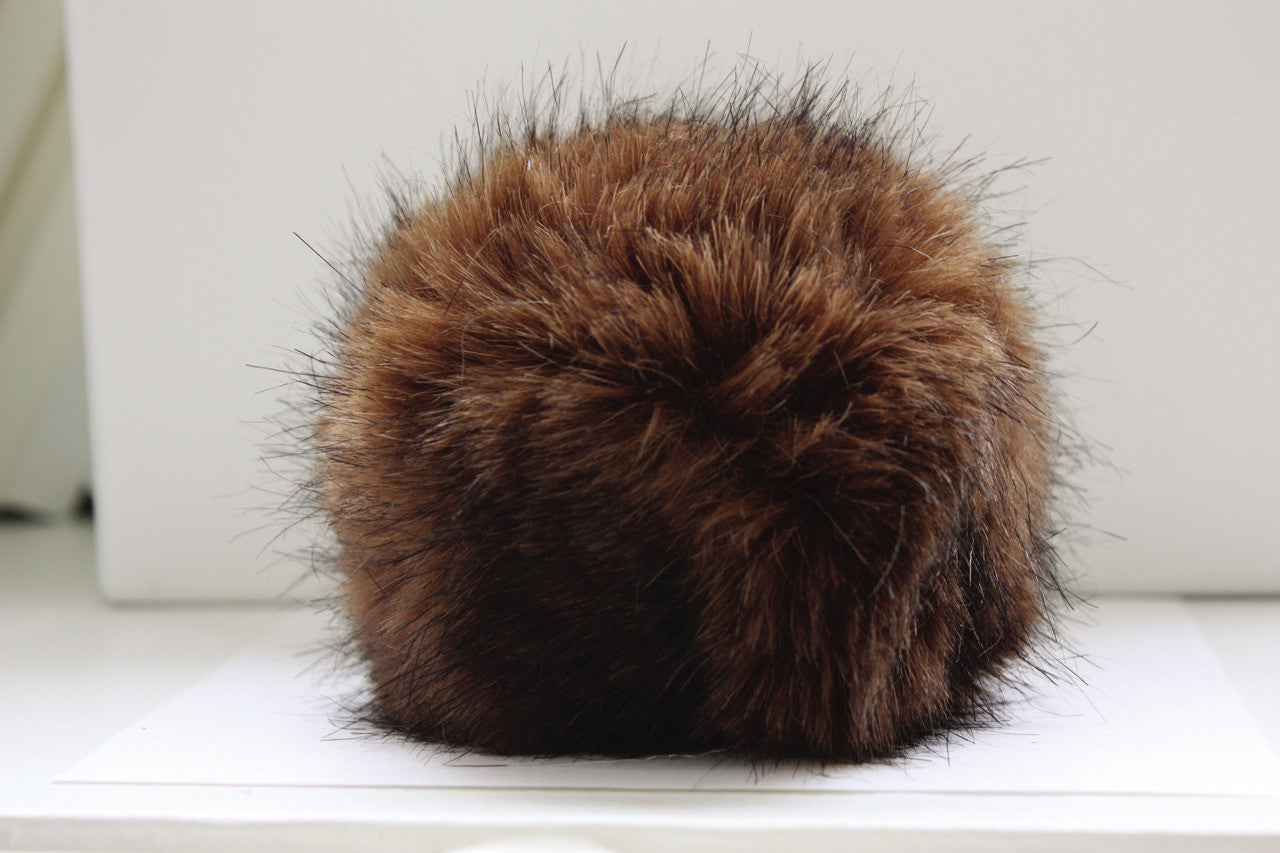 Bernat Faux Fur Pompom - Brown Muskrat