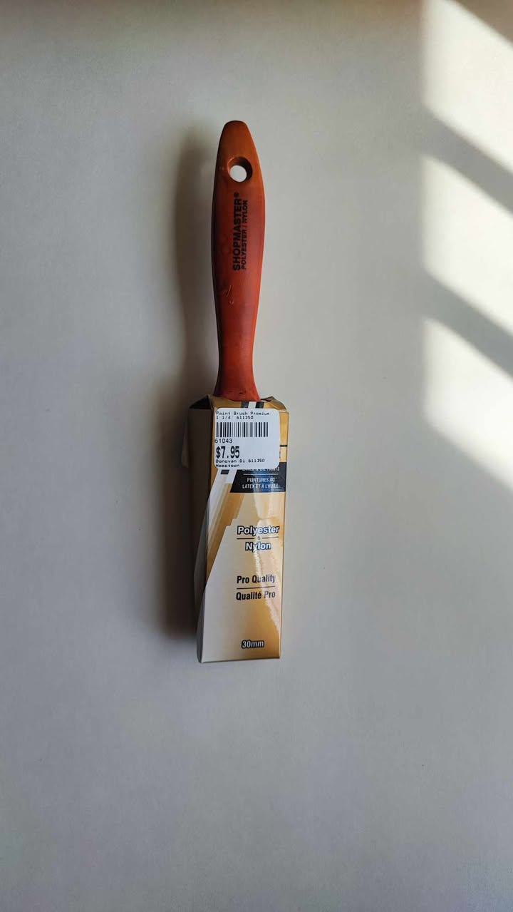 Paint Brush Premium 1 1/4" 611350