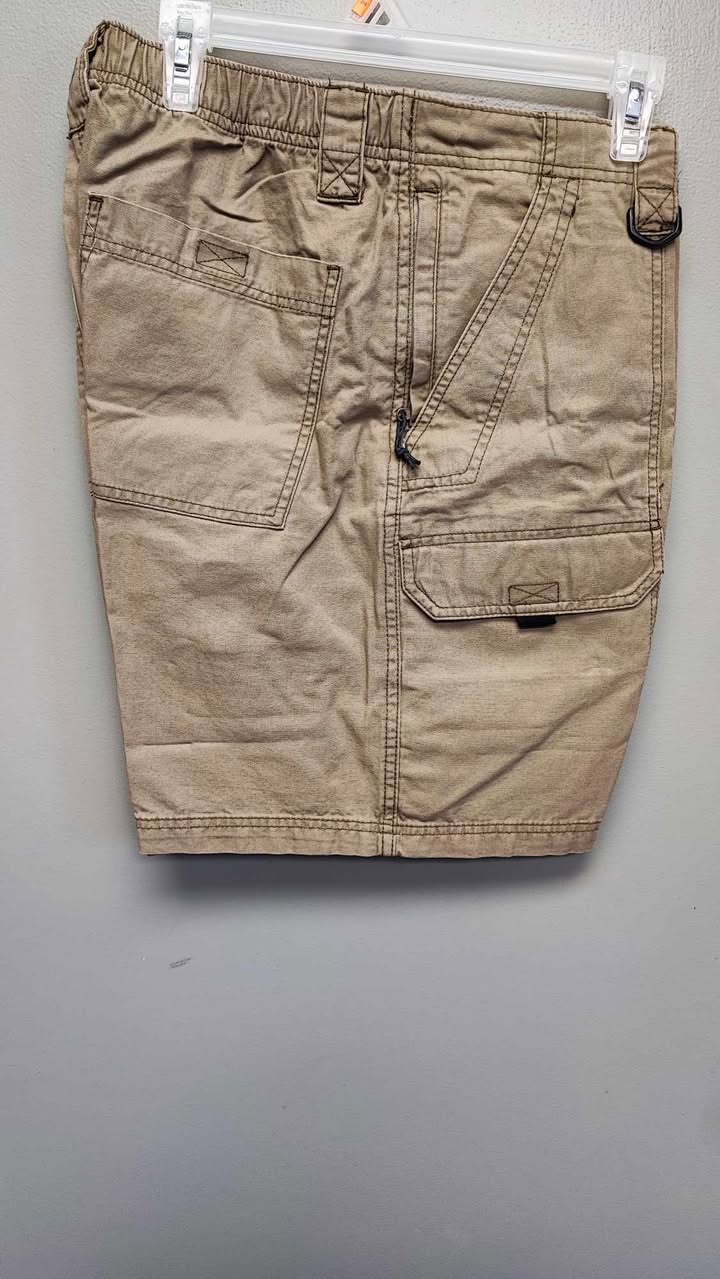 Wrangler Mens Beige Cargo Shorts Size 40