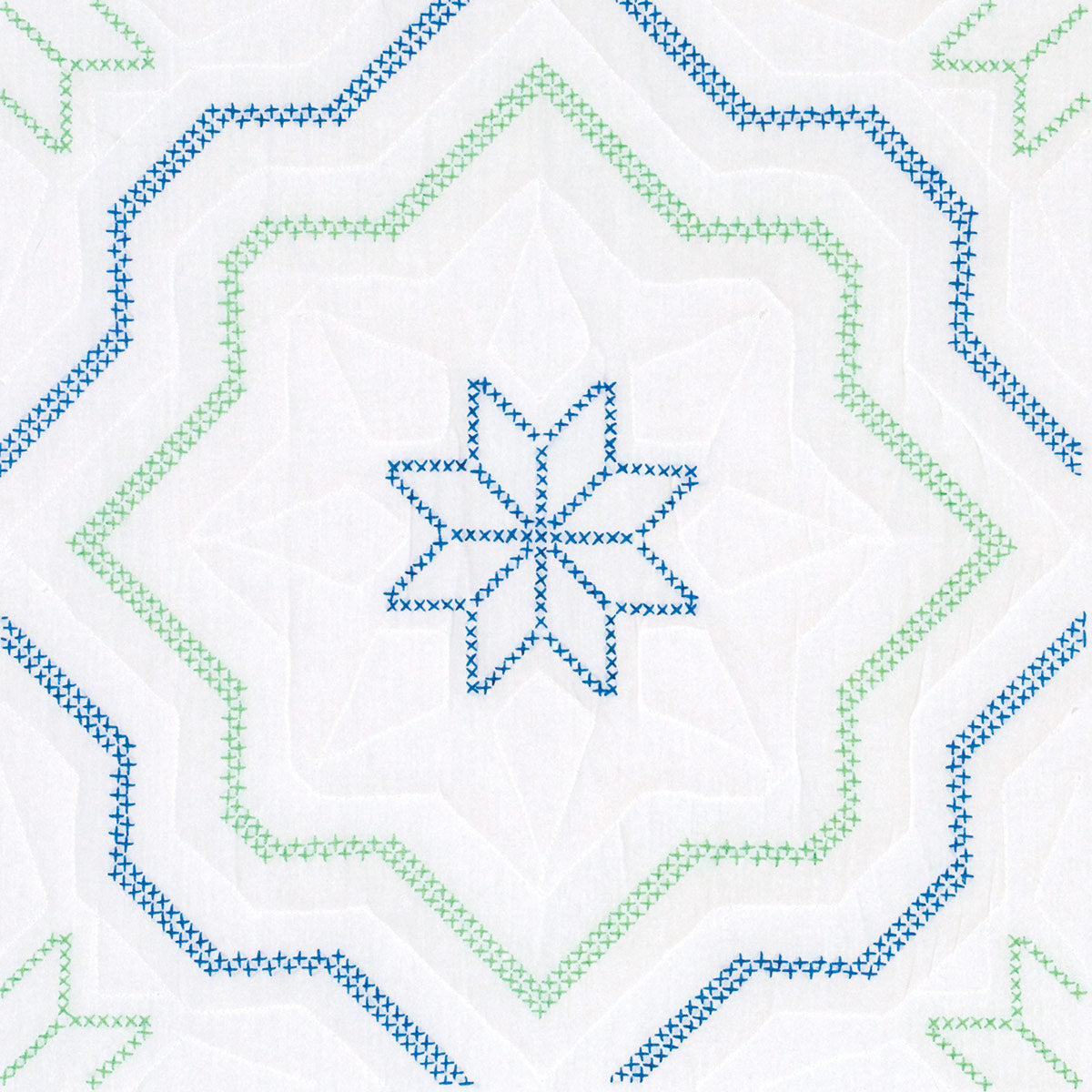 Quilt Block 18" - Interlocking XX Star