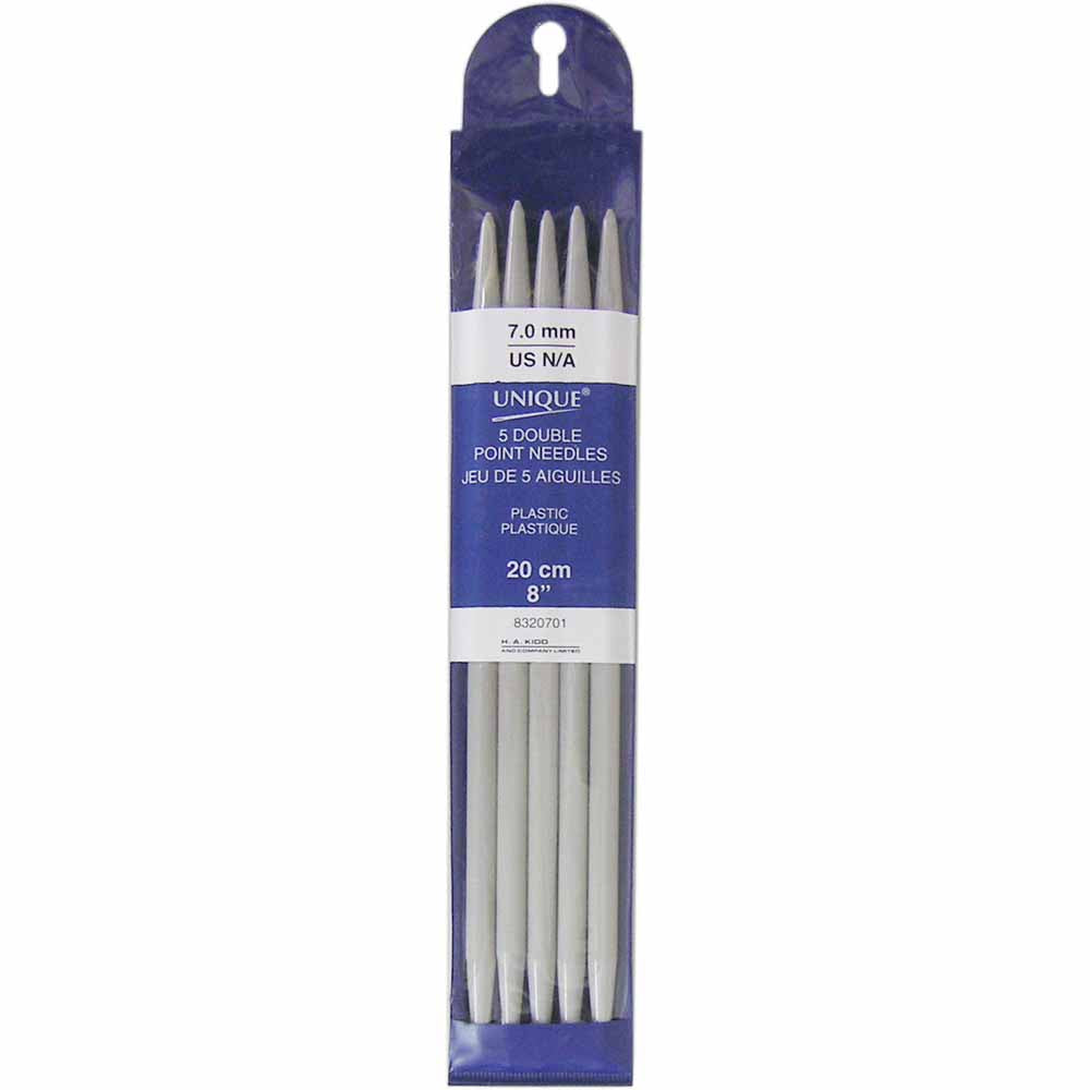Plastic Knitting Needle 7mm 20cm 8320701