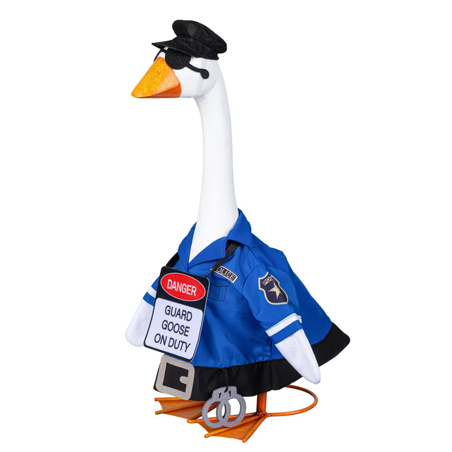 EE Porch Goose Oufit - Police