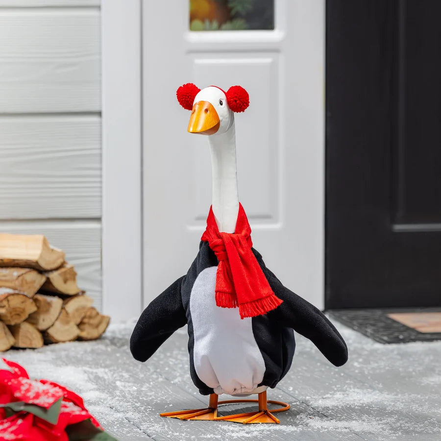 EE Porch Goose Outfit - Winter Penguin