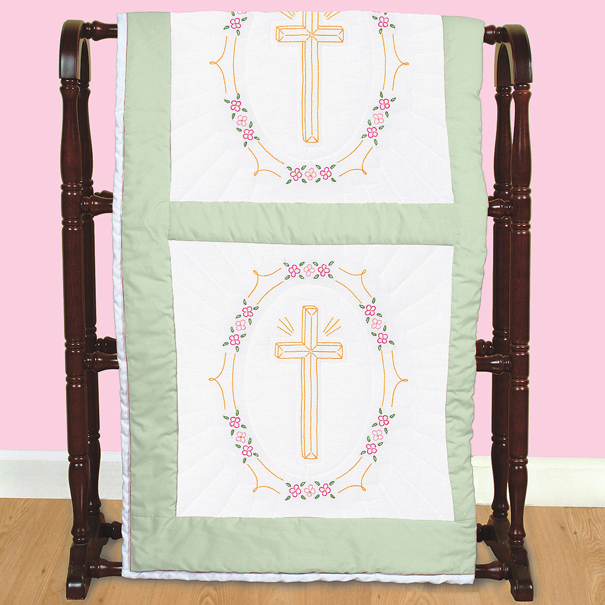 18" Quilt Blocks - Cross 487