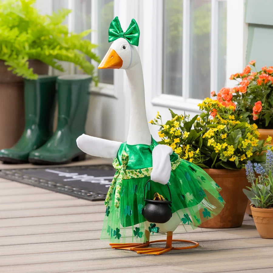 EE Porch Goose Outfit - St. Patricks Day