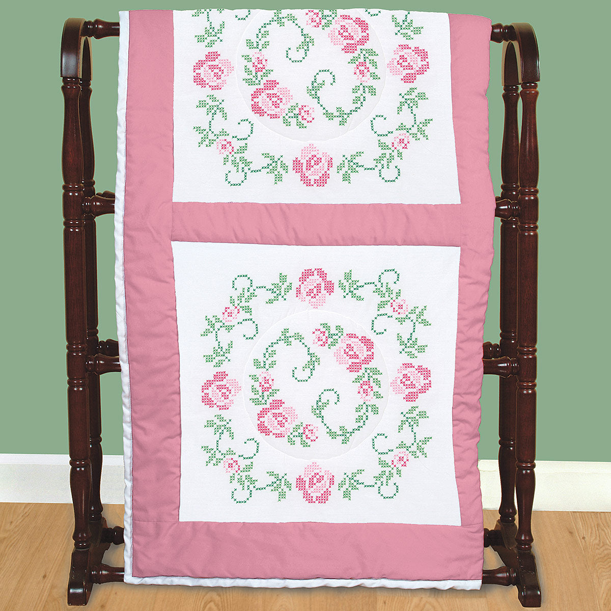 18" Quilt Block - XX Circle Of Roses 477