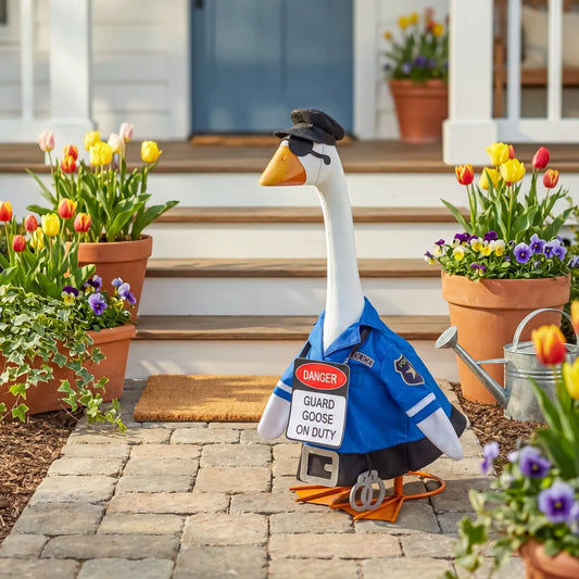 EE Porch Goose Oufit - Police